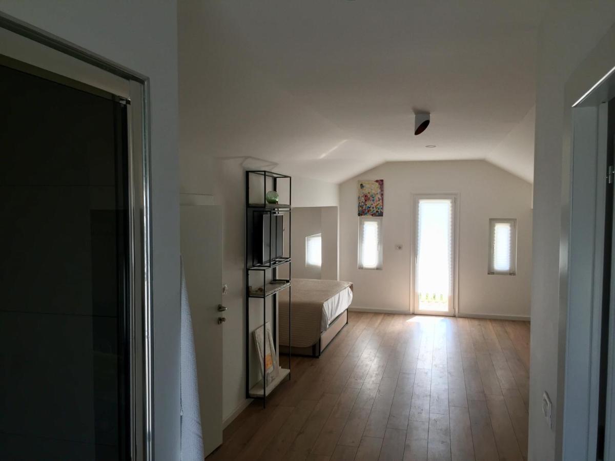 Amberyellowbnb Shkoder Exterior photo